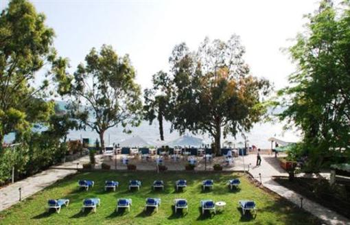 фото отеля Erine Beach Club