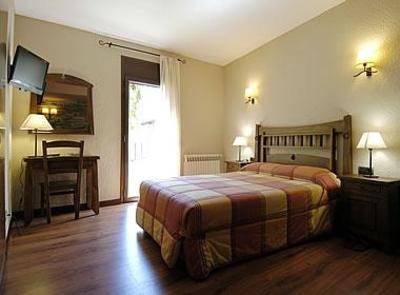 фото отеля Hostal La Placa Vall de Boi