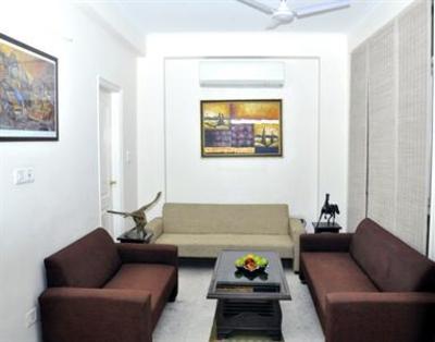 фото отеля Mehra Residency