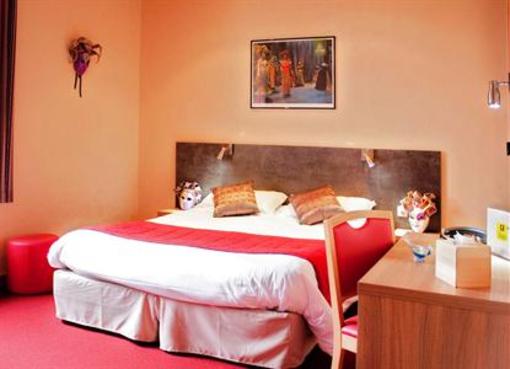 фото отеля Hotel Les Messageries Murat