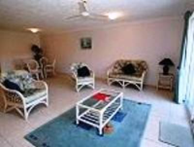 фото отеля Regent Court Holiday Apartments Gold Coast