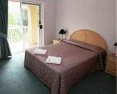 фото отеля Regent Court Holiday Apartments Gold Coast
