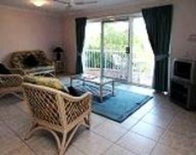 фото отеля Regent Court Holiday Apartments Gold Coast