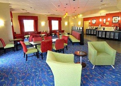 фото отеля Comfort Suites Jackson (Tennessee)