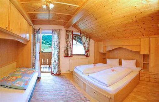 фото отеля Bauernhof Ferienbauernhof Arnoldgut Farmhouse Radstadt