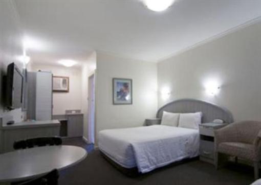 фото отеля Comfort Inn Manhattan Adelaide