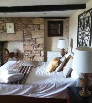 фото отеля The Old Lodge Stroud (England)