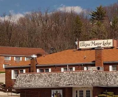 фото отеля Elkins Motor Lodge