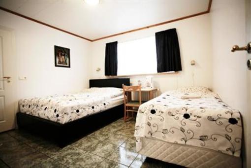 фото отеля Guesthouse Arny