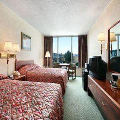 фото отеля Econo Lodge Inn & Suites Lumberton