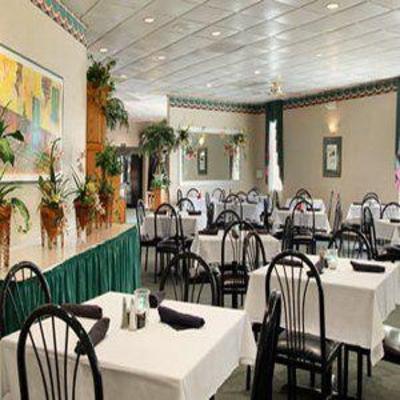 фото отеля Econo Lodge Inn & Suites Lumberton