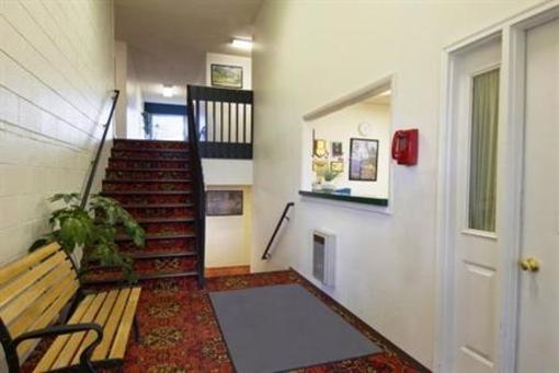 фото отеля Americas Best Value Inn Laramie
