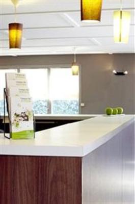 фото отеля Campanile Evry Est Saint-Germain-les-Corbeil Hotel