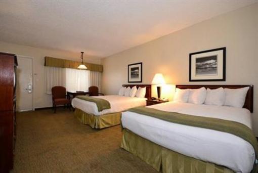 фото отеля BEST WESTERN Dinosaur Inn