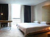 Hotel California Zhongshan