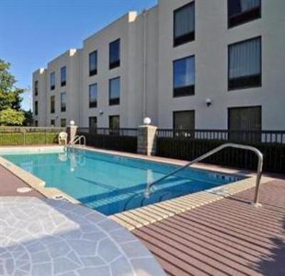 фото отеля Red Roof Inn Pensacola West