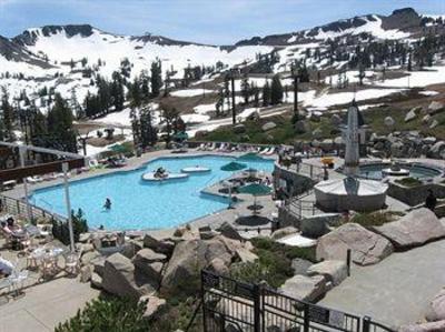 фото отеля The Village At Squaw Valley