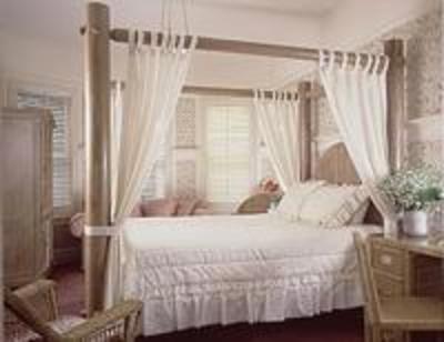 фото отеля Edward II Inn and Suites