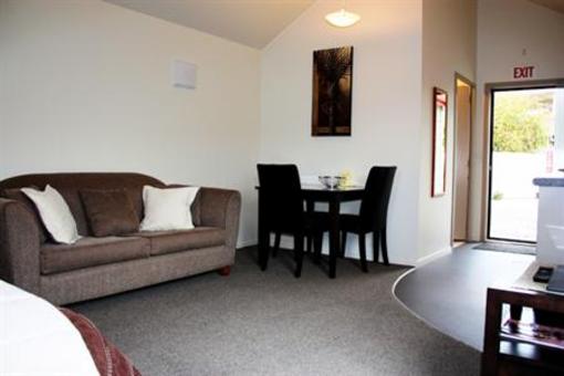 фото отеля Tairua Shores Motel