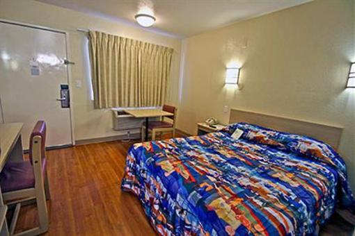 фото отеля Motel 6 McAllen