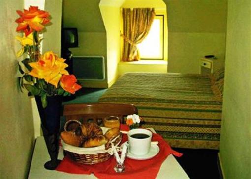 фото отеля Hotel le Mondes