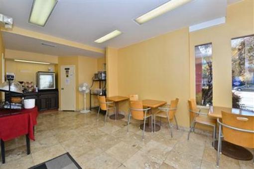 фото отеля Americas Best Value Inn - Downtown Midtown