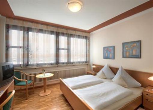 фото отеля BurgStadt Hotel