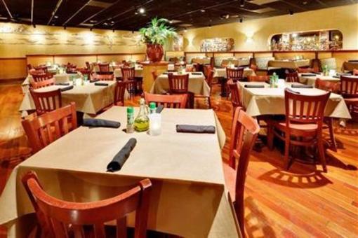 фото отеля Crowne Plaza Hotel Paramus