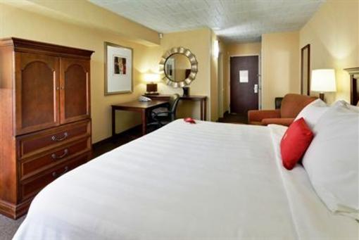 фото отеля Crowne Plaza Hotel Paramus