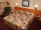 фото отеля Hometown Inn & Suites Cedar Rapids
