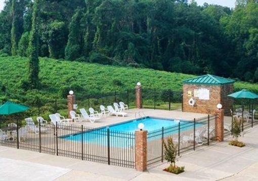 фото отеля Quality Inn Dahlonega