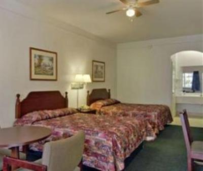 фото отеля Super 8 McAllen