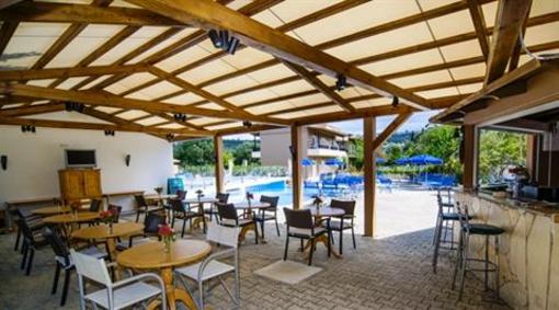 фото отеля Olive Grove Studios Apartments