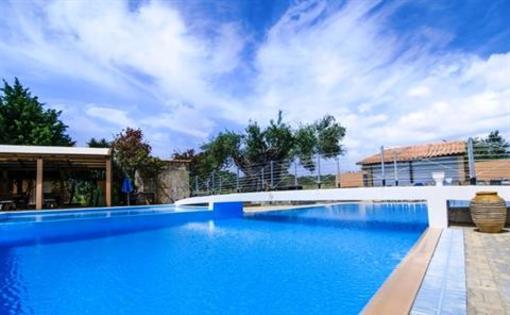 фото отеля Olive Grove Studios Apartments