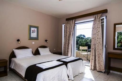 фото отеля Olive Grove Studios Apartments