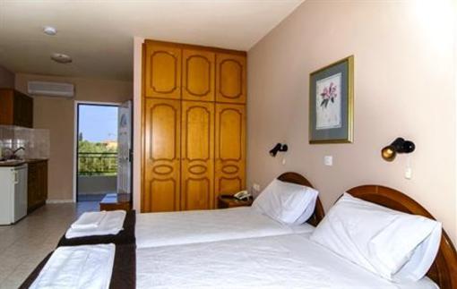 фото отеля Olive Grove Studios Apartments