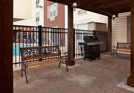 фото отеля TownePlace Suites New Orleans Metairie