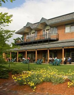 фото отеля Lake Opechee Inn and Spa Laconia (New Hampshire)