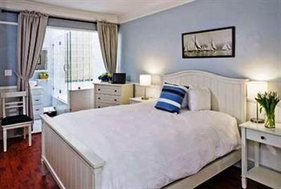 фото отеля Newport Beachwalk Hotel