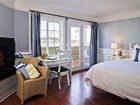 фото отеля Newport Beachwalk Hotel