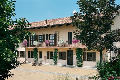 фото отеля Amalia Cascina in Langa