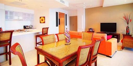 фото отеля Coral Cove Apartments