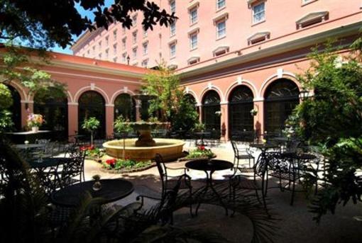 фото отеля Holiday Inn Charleston - Mills House