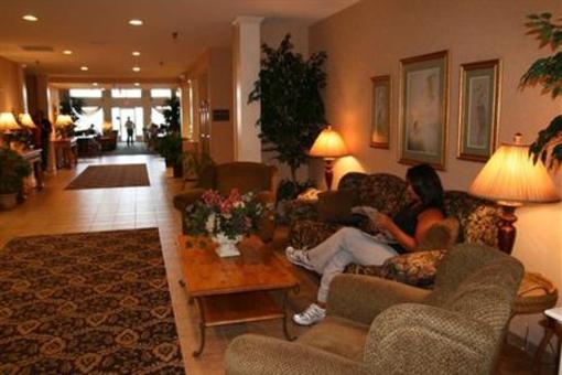 фото отеля Hampton Inn and Suites Chincoteague-Waterfront