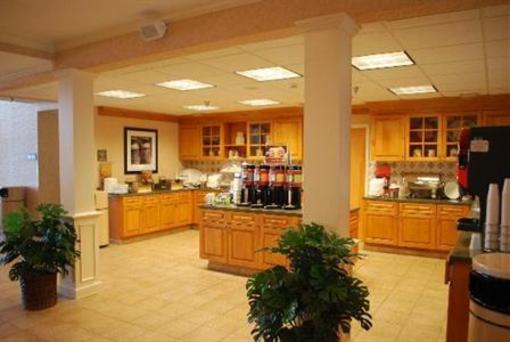 фото отеля Hampton Inn and Suites Chincoteague-Waterfront