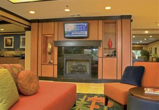 фото отеля Fairfield Inn & Suites Brunswick