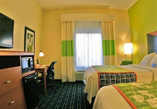 фото отеля Fairfield Inn & Suites Brunswick