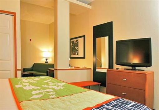 фото отеля Fairfield Inn & Suites Brunswick
