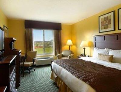 фото отеля Baymont Inn & Suites Huntsville Airport Madison
