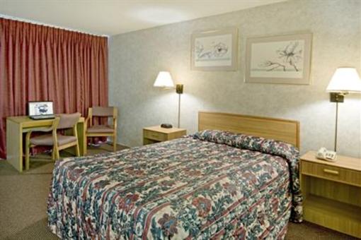 фото отеля Americas Best Value Inn Manhattan
